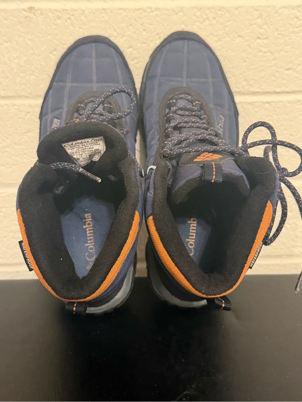 Columbia Men's Firecamp Waterproof Winter Boots Navy Blue Size 8 men’s.